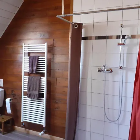 Bed & Breakfast D'hôtes Coeur De Bastié Et Ranch Du Lévézou 3*