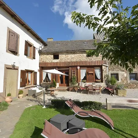 D'hôtes Coeur De Bastié Et Ranch Du Lévézou 3*