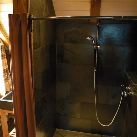 Bed & Breakfast D'hôtes Coeur De Bastié Et Ranch Du Lévézou 3*