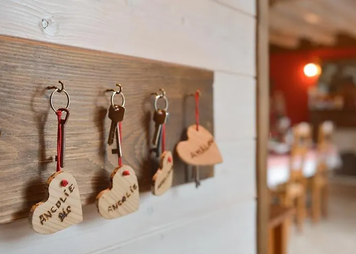 Oda ve Kahvaltı D'hotes Coeur De Bastie Et Ranch Du Levezou 3*