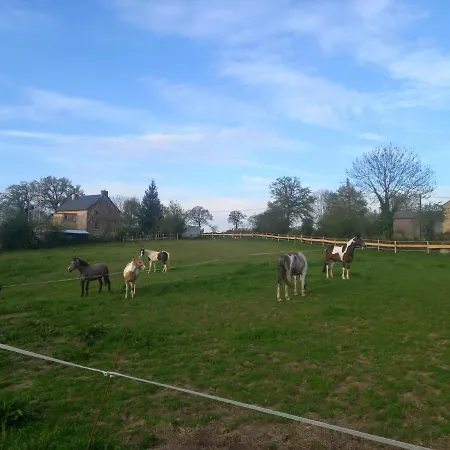 D'hotes Coeur De Bastie Et Ranch Du Levezou 3*