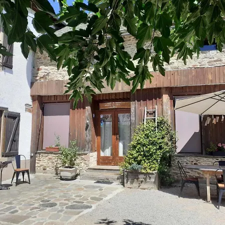 D'hotes Coeur De Bastie Et Ranch Du Levezou