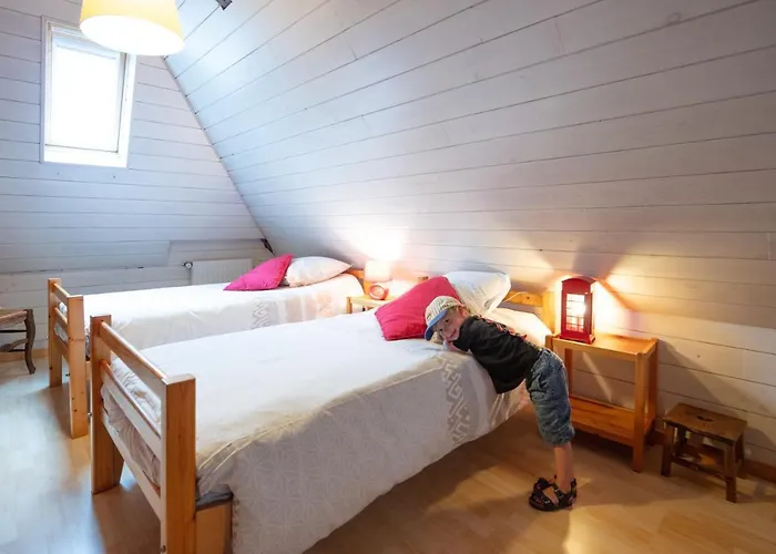 Frühstückspension D'hotes Coeur De Bastie Et Ranch Du Levezou